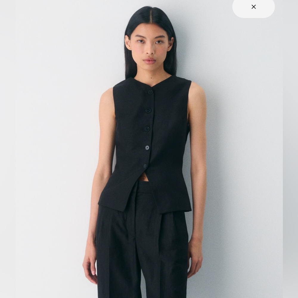 Regal Vest Cruise Linen